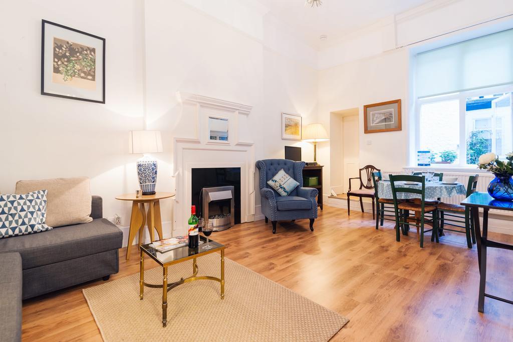 The Chelsea Embankment Ec Appartement *